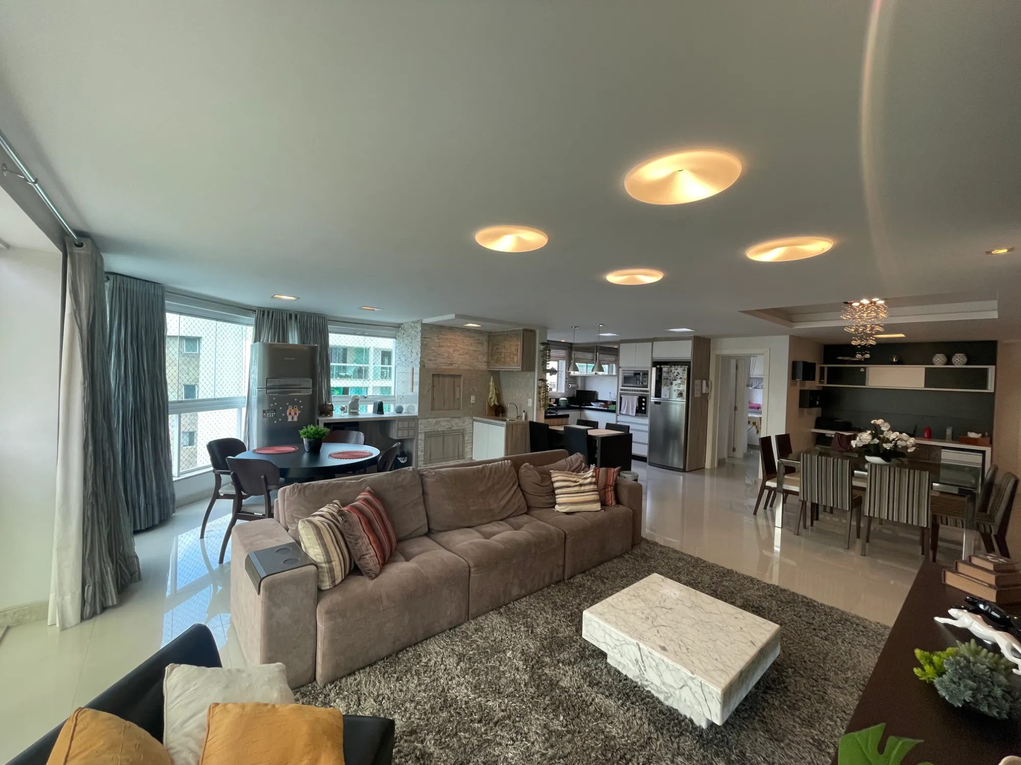 Foto de Apartamento Mobiliado de 174m² | 3 Suítes | Victor Konder