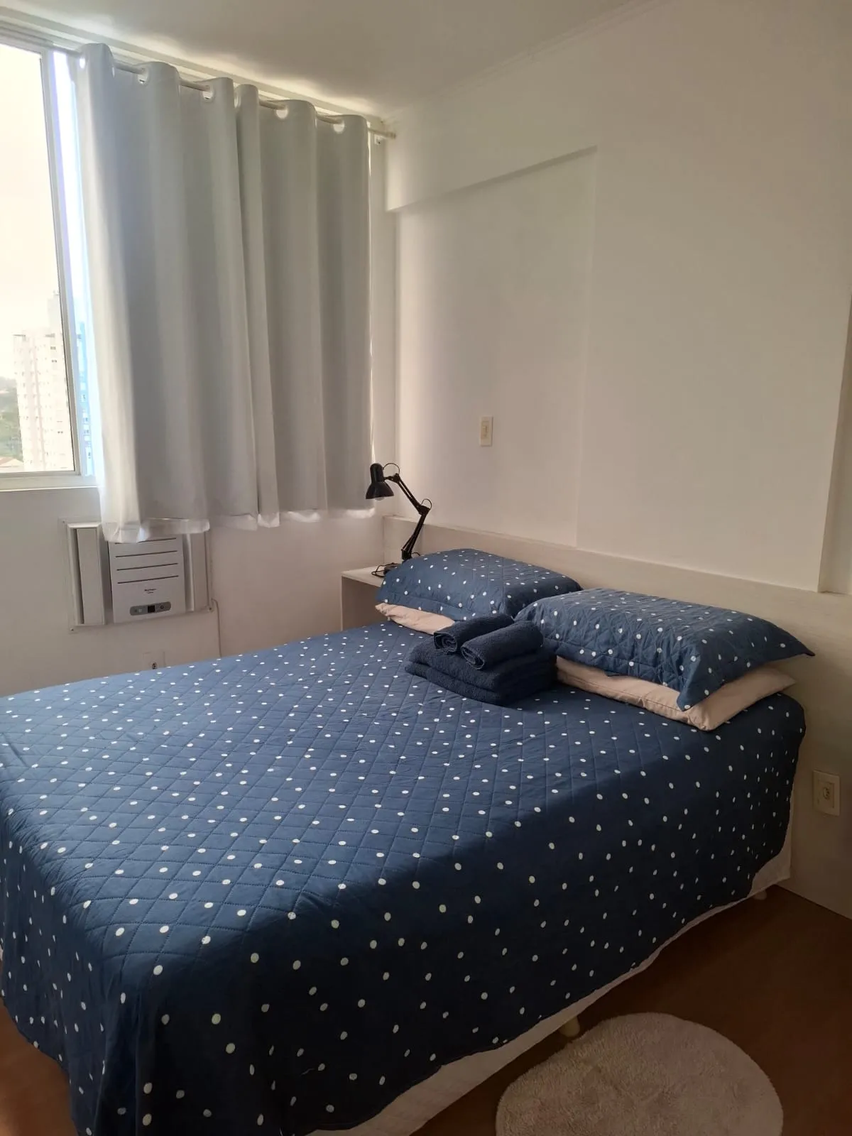 Apartamento Mobiliado de 28m² | 1 Suíte | 1 Vaga | Centro de Blumenau
